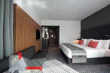 هتل Melia Paris La Defense