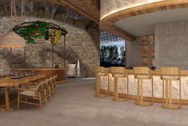 هتل Soho Beach Club  All Inclusive