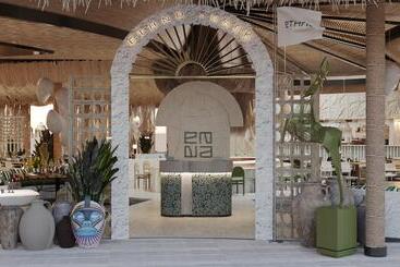هتل Soho Beach Club  All Inclusive