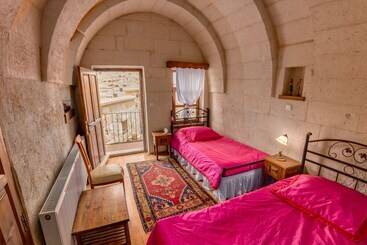 هتل Temenni Evi