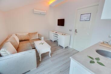 The Pinehill Hotel & Suites