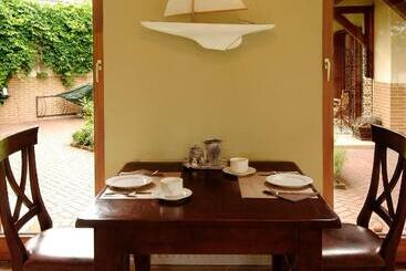 Hullám Villa B&b