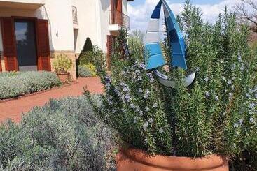 Hullám Villa B&b