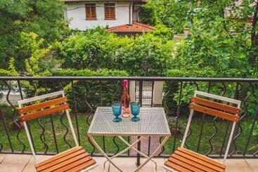 Hullám Villa B&b