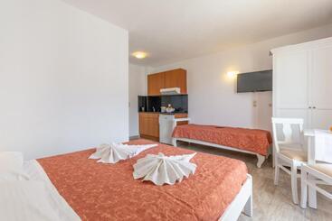 Irini Apartments