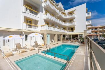 Irini Apartments