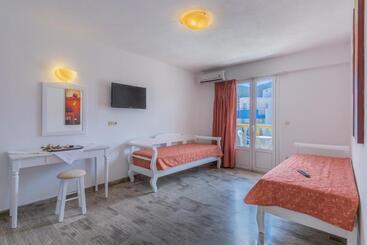 Irini Apartments