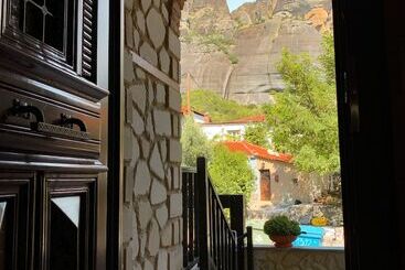 پانسیون Elena Guesthouse