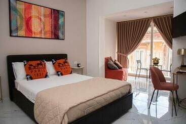 تختخواب و صبحانه Maison S