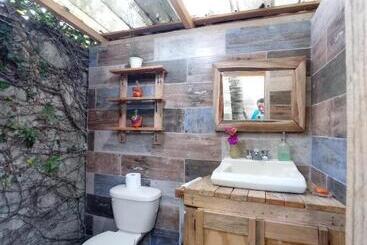 تختخواب و صبحانه Paraiso Hortensia Ecolodge