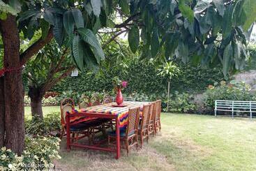 تختخواب و صبحانه Paraiso Hortensia Ecolodge