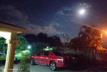 تختخواب و صبحانه Paraiso Hortensia Ecolodge