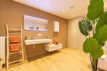 هتل La Grenouille   Suite De Luxe & Welness Privatif