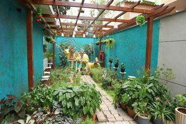 فندق Waltair Abode