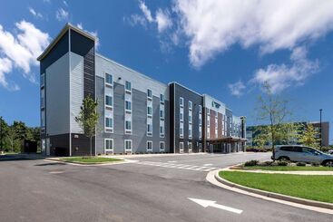 هتل Woodspring Suites Greensboro   High Point North