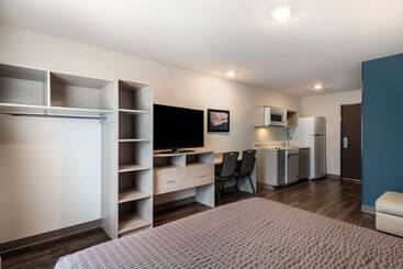 هتل Woodspring Suites Greensboro   High Point North