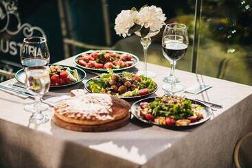 Magra Austria Hotel & Restaurant Prishtine