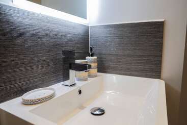 Apartment Seven