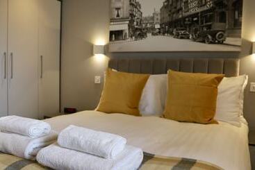 Apartment Seven