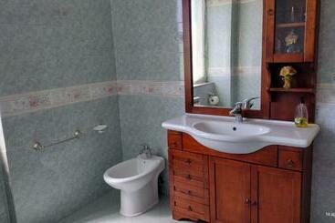 تختخواب و صبحانه Villa Grazia