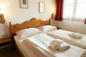هتل Apartment Kanzelhöhe Gerlitzen