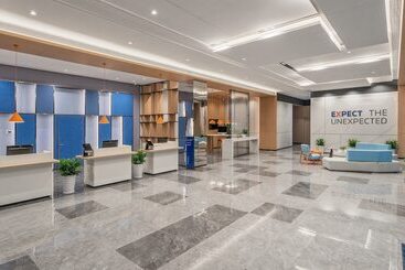 هتل Holiday Inn Express Changsha University Tech City By Ihg