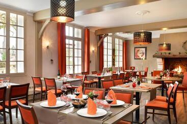 هتل Logis Hôtel Restaurant Le Parc