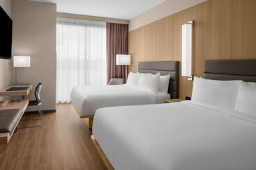 Ac Hotel By Marriott Vancouver Waterfront