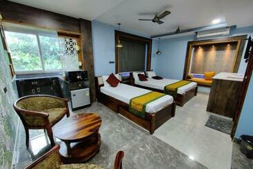 ホテル Sakuntala Residency