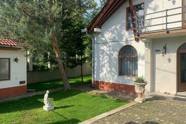 پانسیون Casa Romana