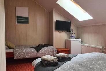 پانسیون Guest House Kaktus
