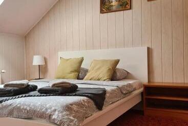 پانسیون Guest House Kaktus
