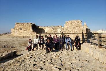 پانسیون Beit Alkaram