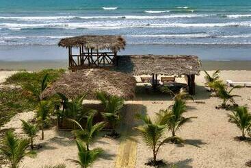 پانسیون Malù Surf Boutique Hôtel