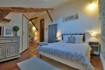 مبيت وإفطار Chambre D Hôtes L Altitude   Domaine La Rose Des Vents