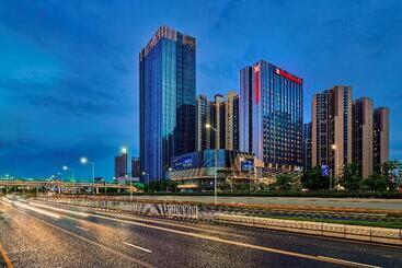 هتل Hilton Garden Inn Shenzhen Guangming