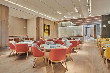 هتل Hilton Garden Inn Shenzhen Guangming