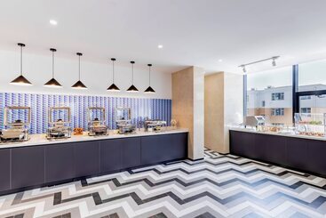هتل Holiday Inn Express Hohhot East Station By Ihg