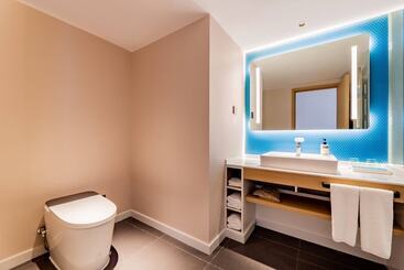 هتل Holiday Inn Express Hohhot East Station By Ihg