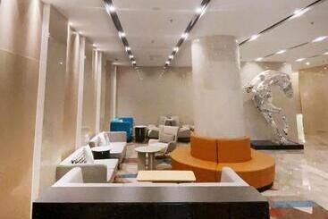 هتل Holiday Inn Express Hohhot East Station By Ihg