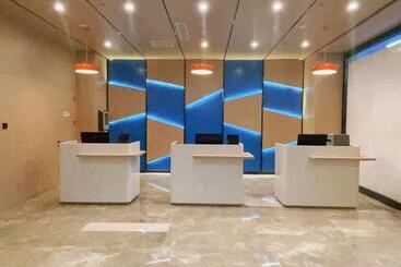 هتل Holiday Inn Express Hohhot East Station By Ihg