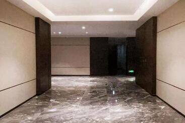 هتل Holiday Inn Express Hohhot East Station By Ihg