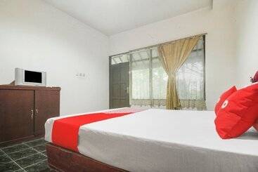 هتل Oyo 91262 Wisma Sido Moro