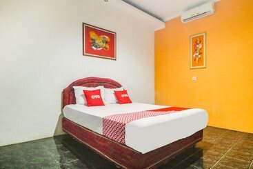 هتل Oyo 91262 Wisma Sido Moro