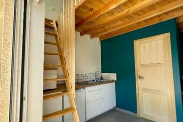پانسیون Annexe Des Pins   Studio Gîte Avec Piscine & Climatisation