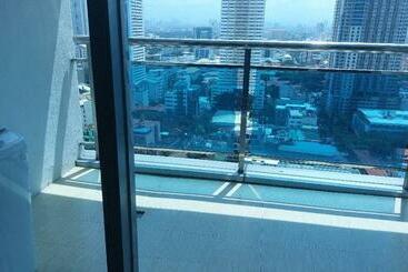Usa Embassy Front Suite Pearl Of The Orient