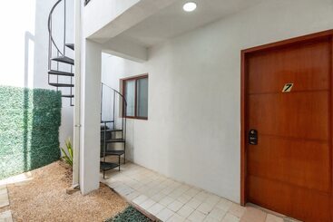 هاستل Mérida 62
