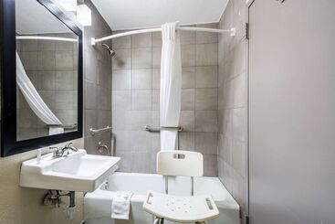 هتل Baymont By Wyndham Oklahoma City Bricktown