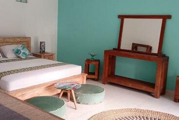 پانسیون Kupu Kupu Guest House