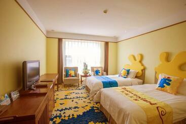 Discoveryland Hotel Dalian